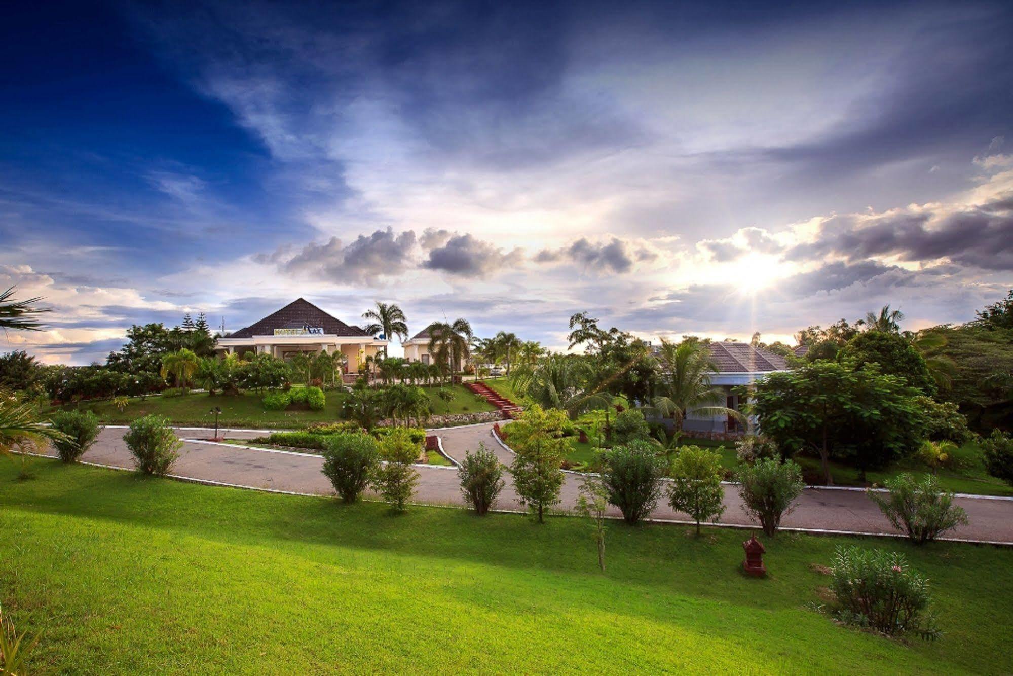 Hotel Max Nay Pyi Taw Naypyidaw Bagian luar foto